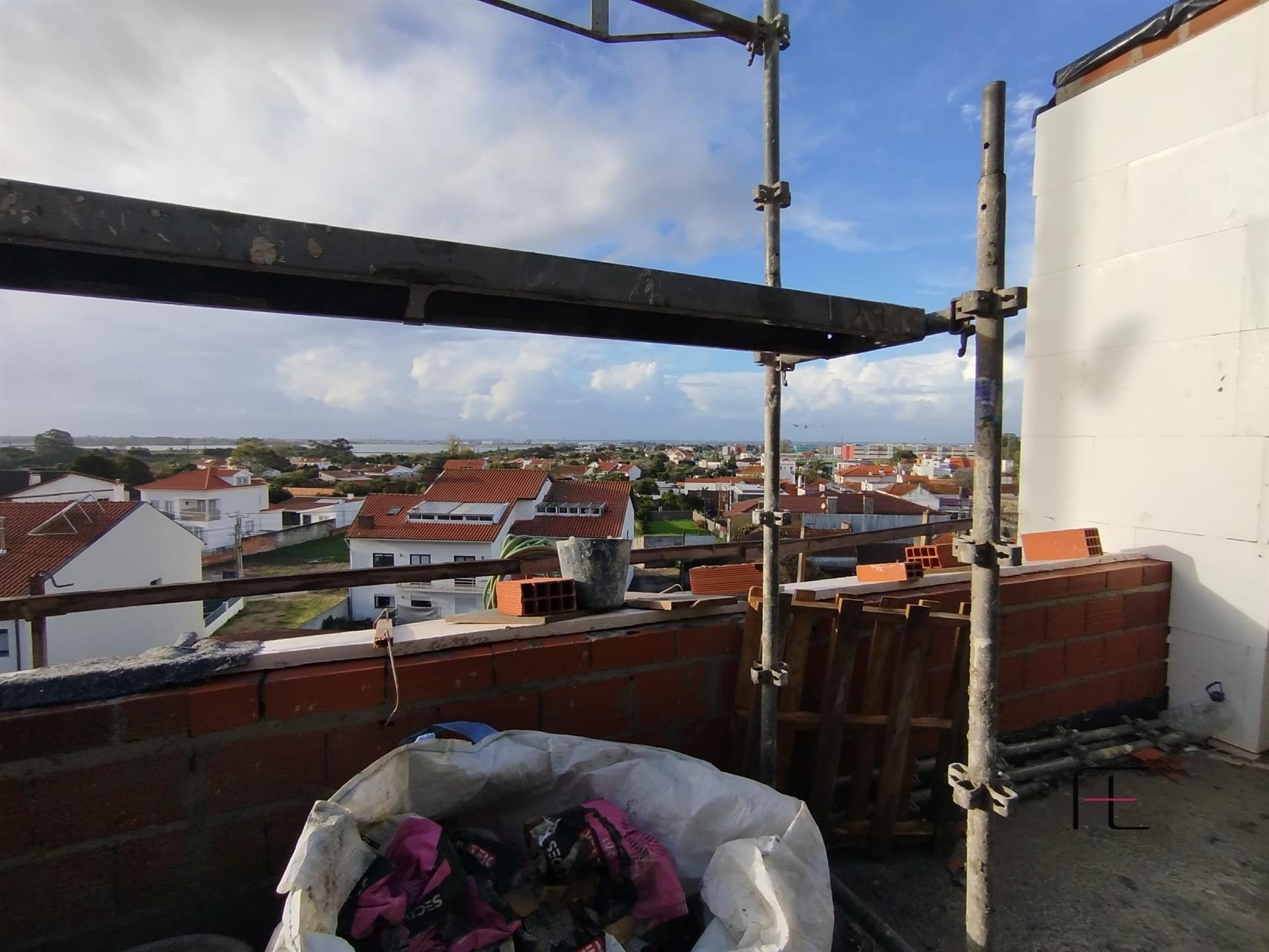 Apartamento T3 DUPLEX Venda em Aradas,Aveiro