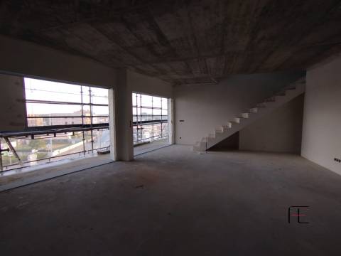 Apartamento T4 DUPLEX Venda em Aradas,Aveiro