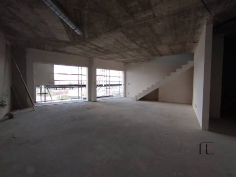 Apartamento T4 DUPLEX Venda em Aradas,Aveiro