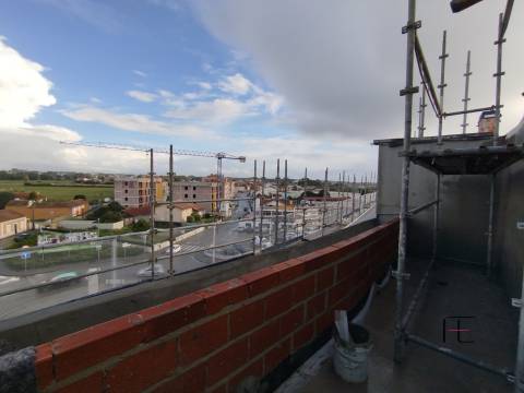 Apartamento T4 DUPLEX Venda em Aradas,Aveiro