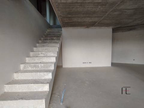 Apartamento T4 DUPLEX Venda em Aradas,Aveiro