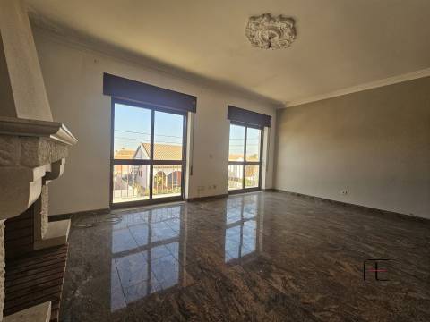 Apartamento T4 Venda em Moita,Moita