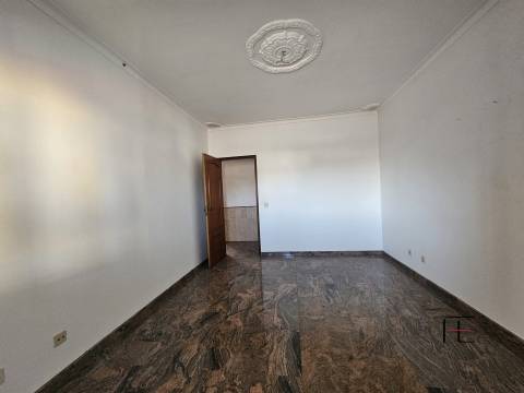 Apartamento T4 Venda em Moita,Moita
