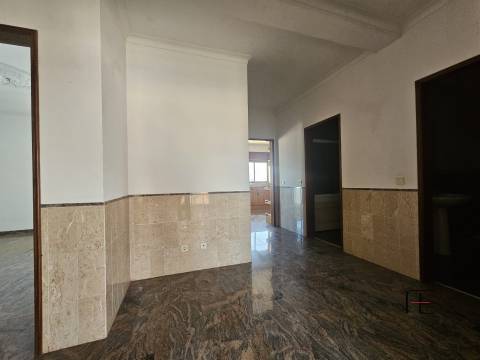 Apartamento T4 Venda em Moita,Moita