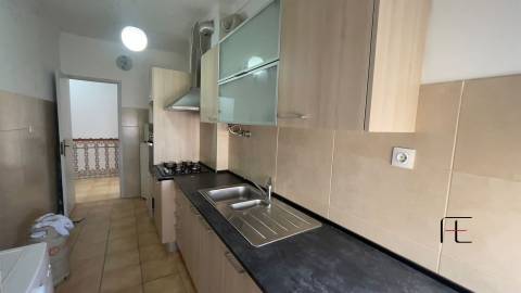 Apartamento T2 Arrendamento em Queluz e Belas,Sintra