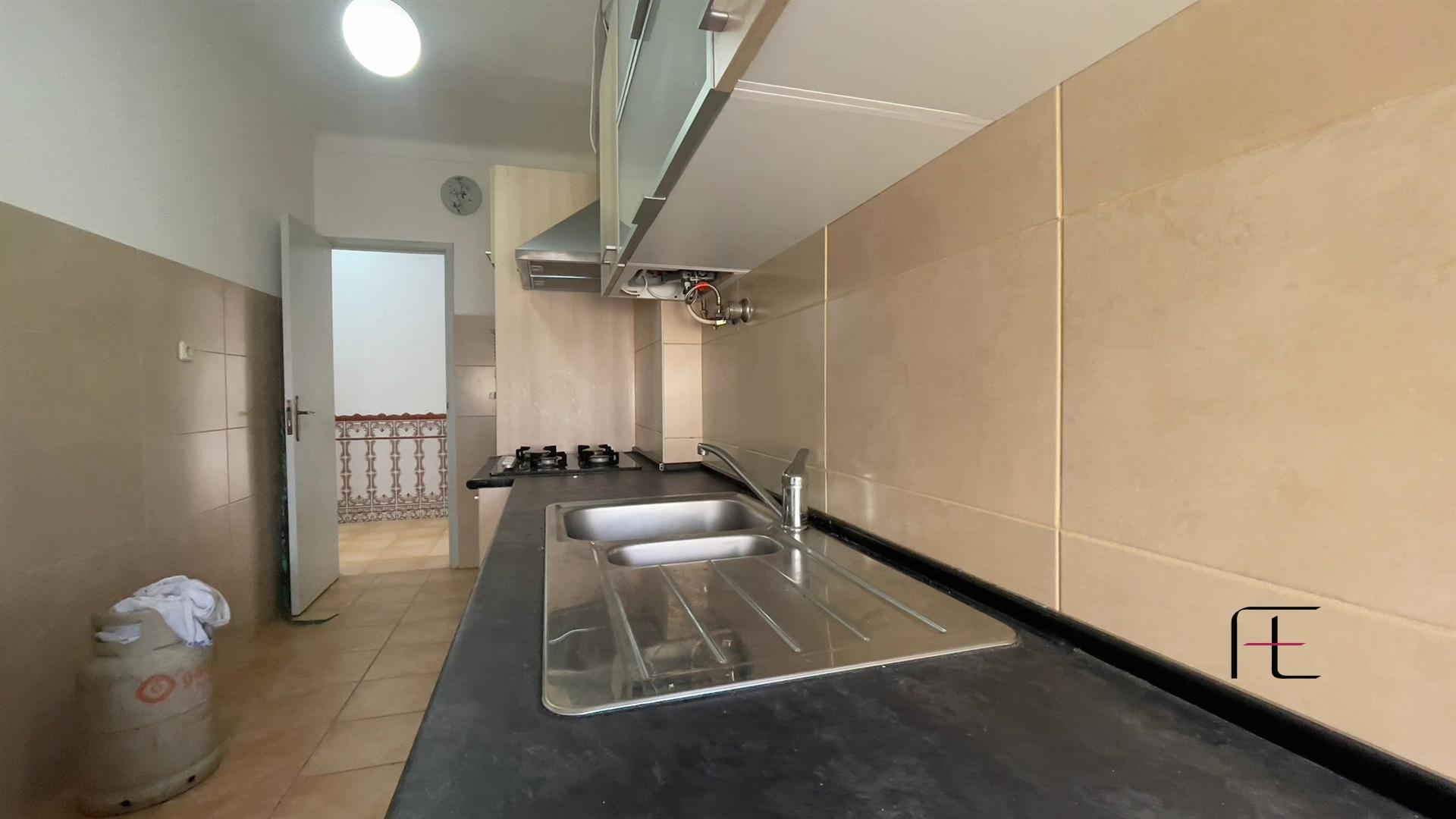 Apartamento T2 Arrendamento em Queluz e Belas,Sintra