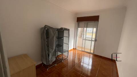 Apartamento T2 Arrendamento em Queluz e Belas,Sintra