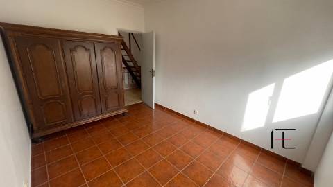 Apartamento T2 Arrendamento em Queluz e Belas,Sintra