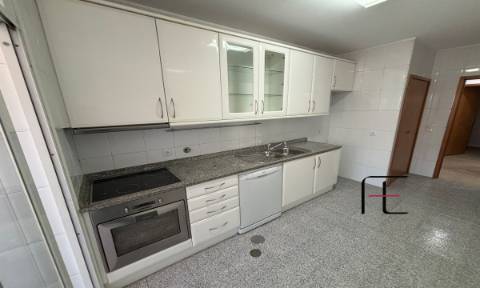 Apartamento T3 Venda em Águas Santas,Maia
