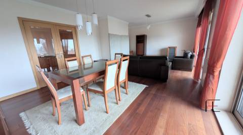 Apartamento T2 Arrendamento em Cedofeita, Santo Ildefonso, Sé, Miragaia, São Nicolau e Vitória,Porto