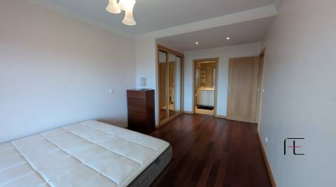 Apartamento T2 Arrendamento em Cedofeita, Santo Ildefonso, Sé, Miragaia, São Nicolau e Vitória,Porto