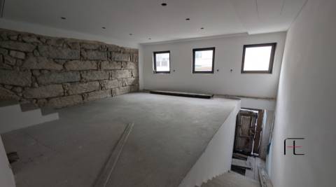 Moradia em Banda T4 Venda em Bonfim,Porto