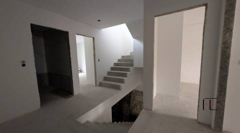 Moradia em Banda T4 Venda em Bonfim,Porto