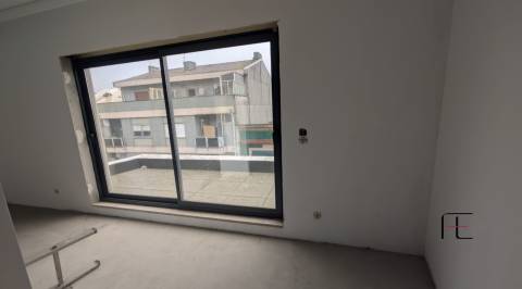 Moradia em Banda T4 Venda em Bonfim,Porto