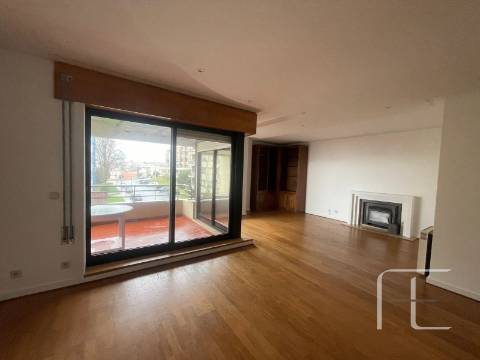 Apartamento T4 Venda em Aldoar, Foz do Douro e Nevogilde,Porto