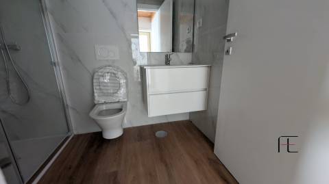 Moradia em Banda T1 Venda em Paranhos,Porto