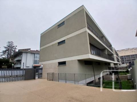 Moradia T3 Venda em Ramalde,Porto