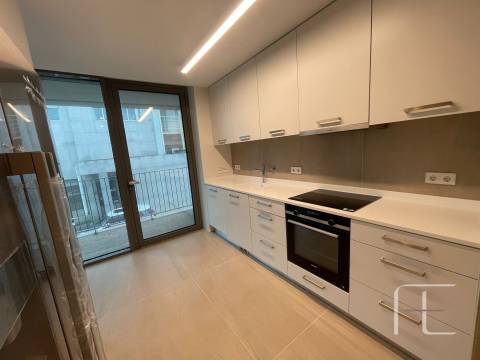 Moradia T3 Venda em Ramalde,Porto