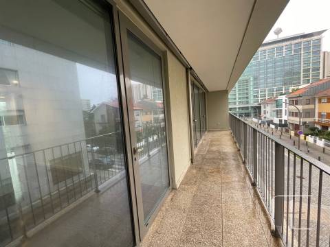 Moradia T3 Venda em Ramalde,Porto