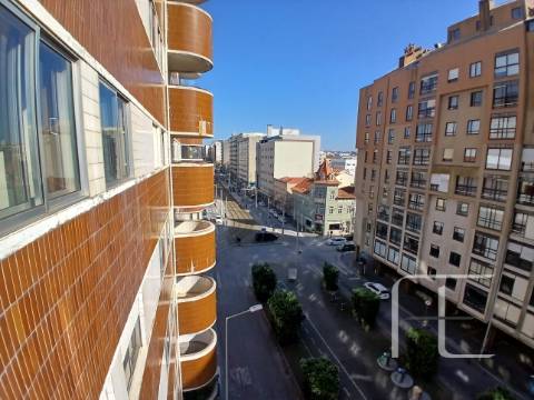 Apartamento T4 Arrendamento em Matosinhos e Leça da Palmeira,Matosinhos