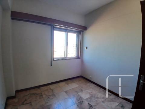 Apartamento T4 Arrendamento em Matosinhos e Leça da Palmeira,Matosinhos