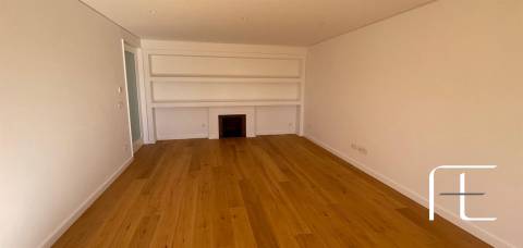 Apartamento T3 Venda em Lordelo do Ouro e Massarelos,Porto