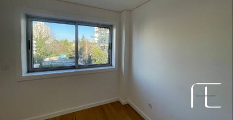 Apartamento T3 Venda em Lordelo do Ouro e Massarelos,Porto