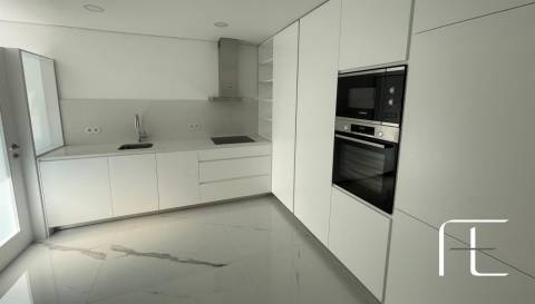 Apartamento T3 Venda em Lordelo do Ouro e Massarelos,Porto