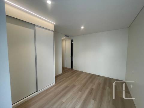 Apartamento T2 Venda em Lordelo do Ouro e Massarelos,Porto
