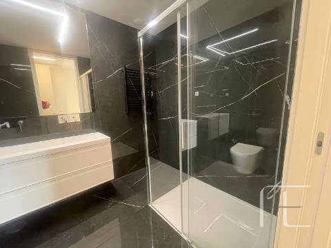 Apartamento T2 Venda em Lordelo do Ouro e Massarelos,Porto