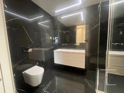 Apartamento T2 Venda em Lordelo do Ouro e Massarelos,Porto