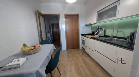 Apartamento T3 Venda em Cidade da Maia,Maia