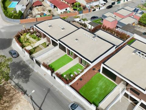 Moradia T3 Venda em Mafamude e Vilar do Paraíso,Vila Nova de Gaia