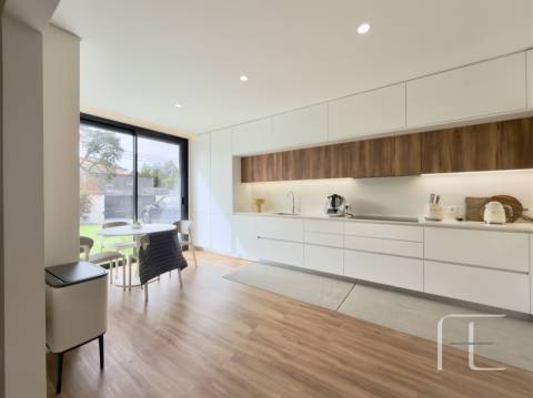 Moradia T3 Venda em Mafamude e Vilar do Paraíso,Vila Nova de Gaia