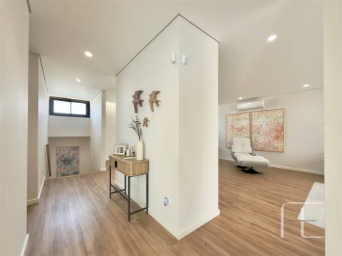 Moradia T3 Venda em Mafamude e Vilar do Paraíso,Vila Nova de Gaia