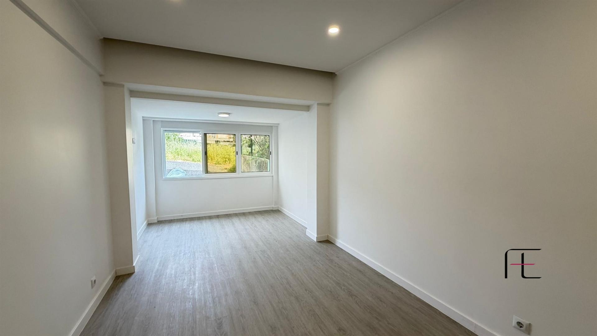 Apartamento T2 Venda em Águas Livres,Amadora