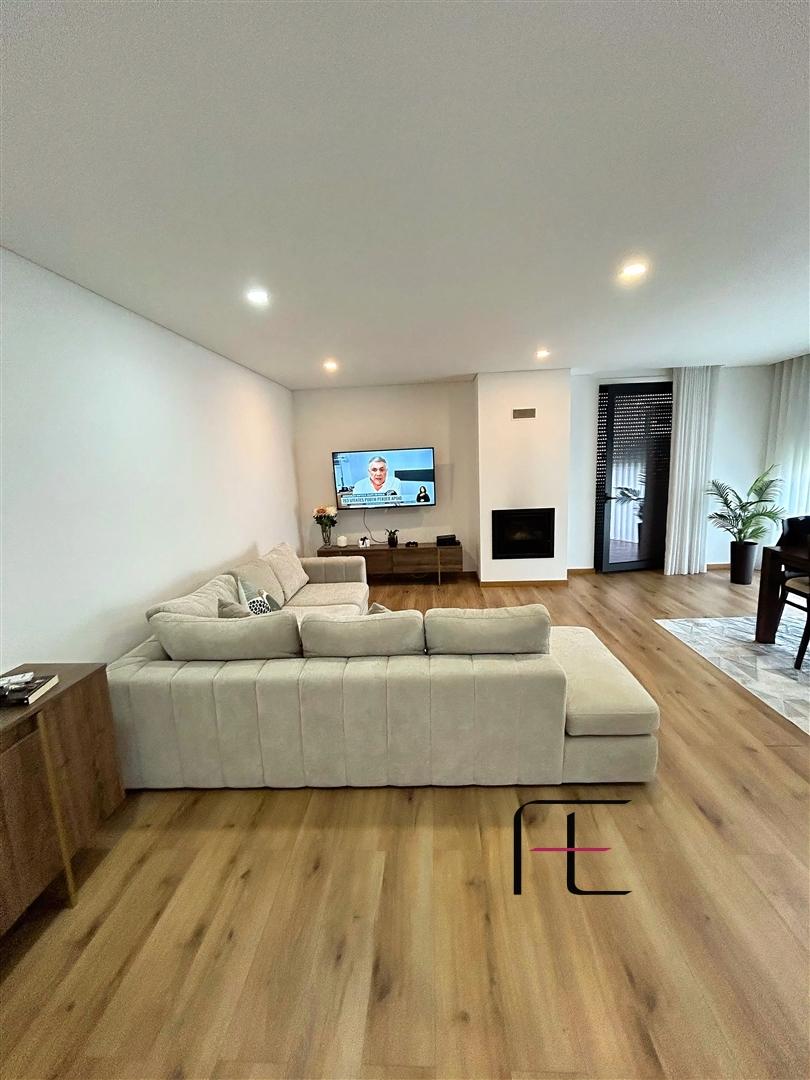 Moradia T3 Venda em Gondomar (São Cosme), Valbom e Jovim,Gondomar