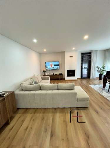 Moradia T3 Venda em Gondomar (São Cosme), Valbom e Jovim,Gondomar