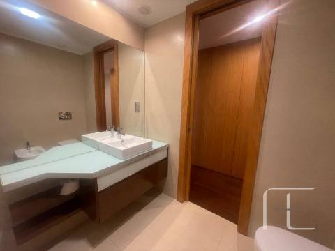 Apartamento T3 Venda em Oliveira do Douro,Vila Nova de Gaia