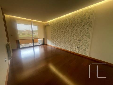 Apartamento T3 Venda em Oliveira do Douro,Vila Nova de Gaia