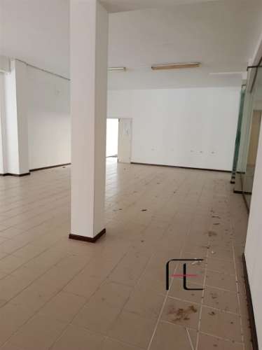 Loja  Arrendamento em Cedofeita, Santo Ildefonso, Sé, Miragaia, São Nicolau e Vitória,Porto