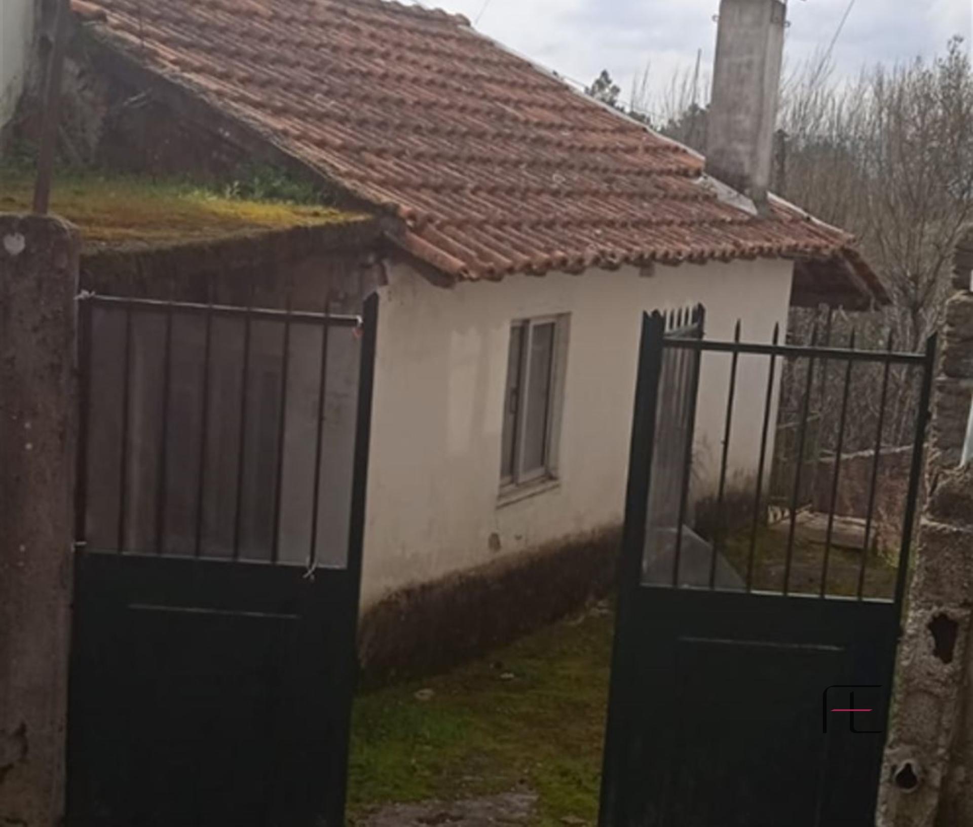 Moradia para Restaurar T4 Venda em Murça,Murça