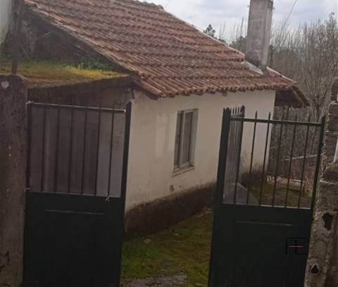 Moradia para Restaurar T4 Venda em Murça,Murça