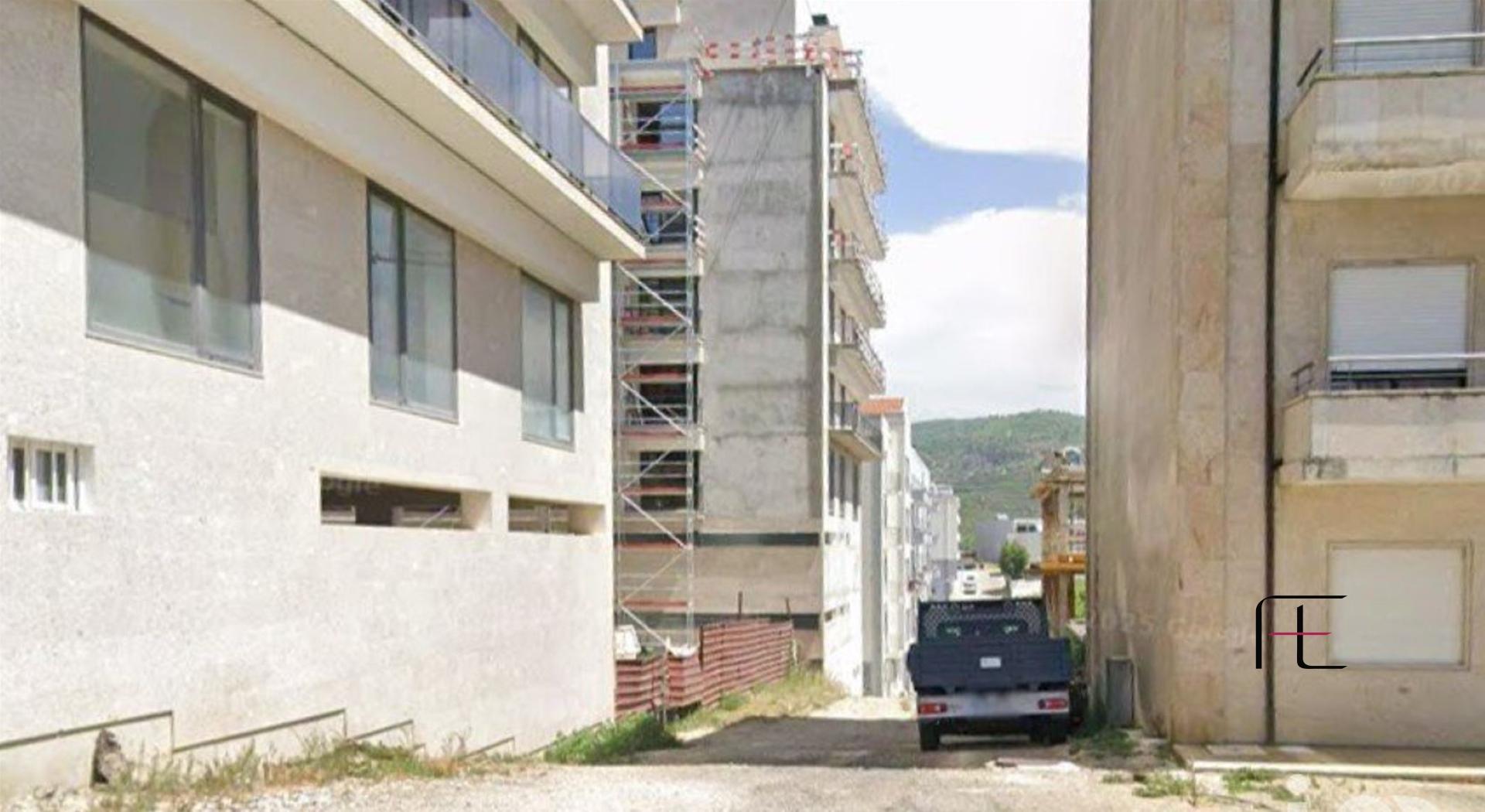 Lote de Terreno  Venda em Peso da Régua e Godim,Peso da Régua