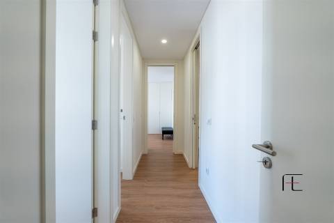 Apartamento T3 Arrendamento em Mafamude e Vilar do Paraíso,Vila Nova de Gaia