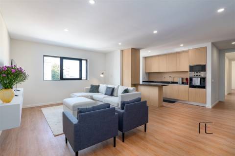 Apartamento T3 Arrendamento em Mafamude e Vilar do Paraíso,Vila Nova de Gaia