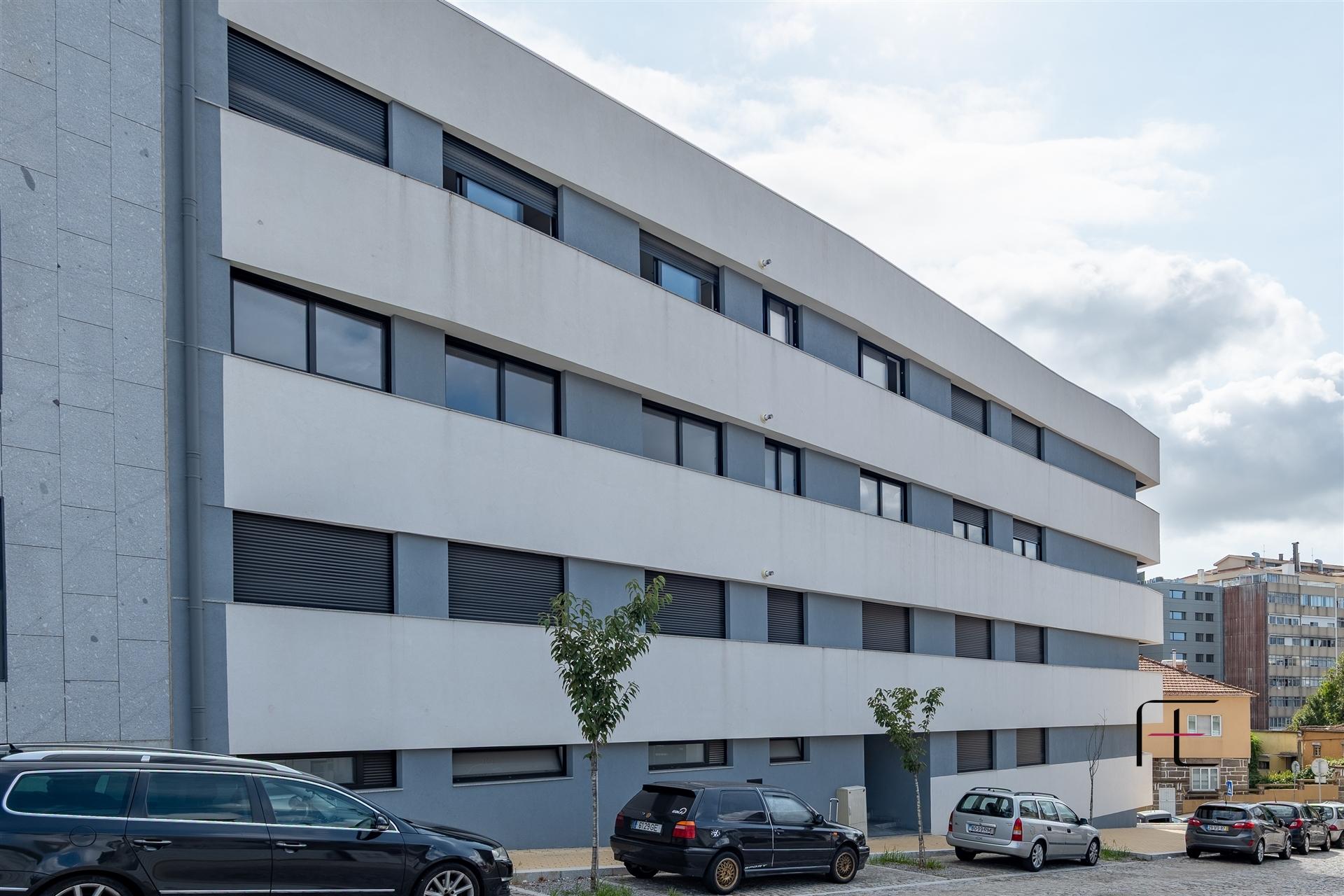 Apartamento T3 Arrendamento em Mafamude e Vilar do Paraíso,Vila Nova de Gaia