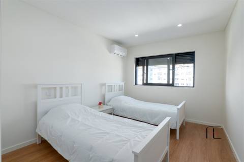 Apartamento T3 Venda em Mafamude e Vilar do Paraíso,Vila Nova de Gaia