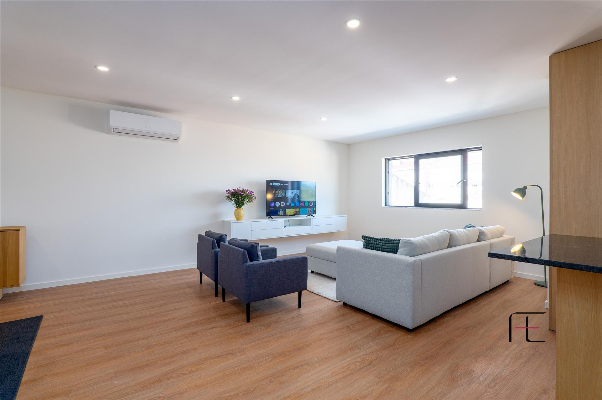 Apartamento T3 Venda em Mafamude e Vilar do Paraíso,Vila Nova de Gaia