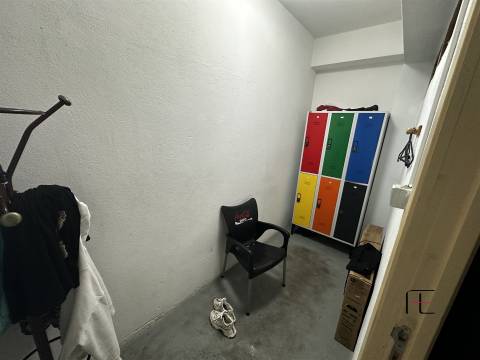 Trespasse de restaurante em Espinho — Licença e Equipamento Incluídos